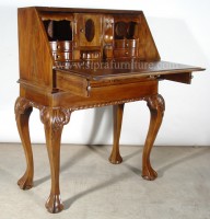 D.74 small chipp writing desk.jpg